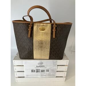 MICHAEL KORS, XL SIGNATURE GOLD ANIMAL SHOULDER TOTE BAG